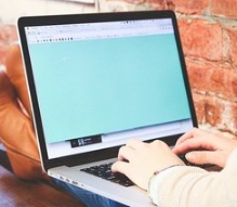 在冠狀病毒爆發(fā)期間MOOC提供者提供一些免費(fèi)課程訪問