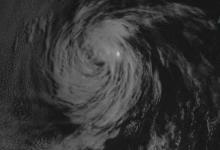 NASA-NOAA衛(wèi)星夜間圖像有助于確認(rèn)Elida現(xiàn)在處于熱帶地區(qū)