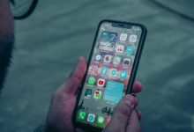 蘋果下一代設(shè)備具有顯示屏下方的紅外TouchID