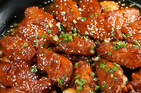 可愛(ài)熊貓簡(jiǎn)筆畫步驟2