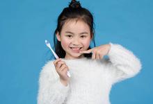 卡通櫻桃簡(jiǎn)筆畫的繪制方法
