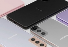 三星GalaxyS21手機采用了屏幕上方中間開孔的設計