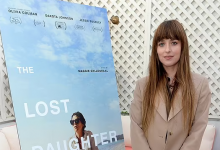 Dakota Johnson母女二人組參加了在圣維森特平房舉行的活動