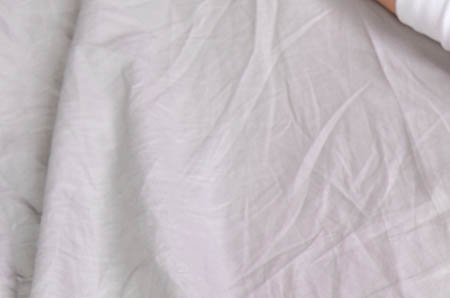 環(huán)保樂(lè)器沙錘制作圖片3
